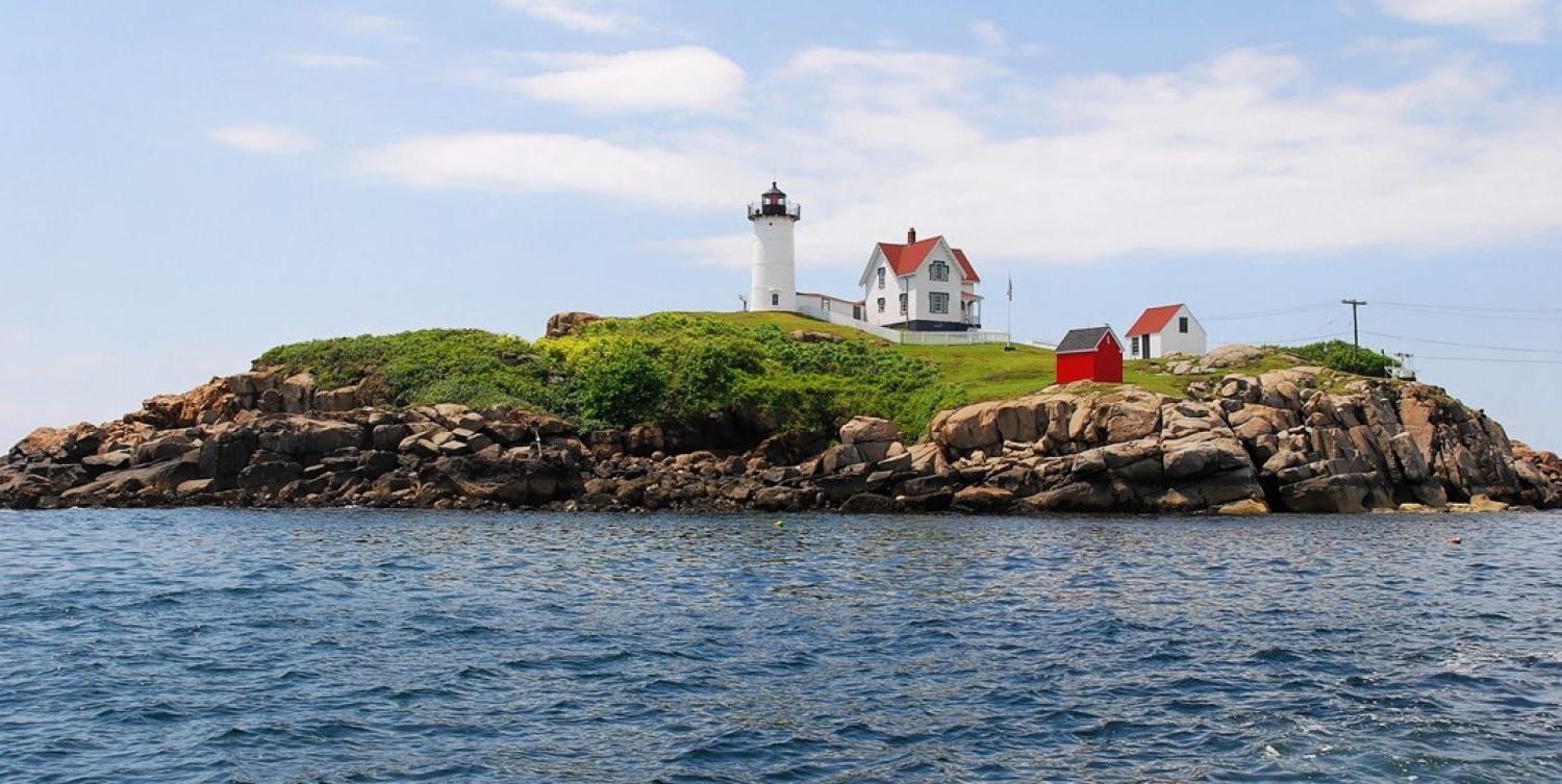 writerCape Neddick Light - Photo by Stefan Hillebrand CC BY-SA 3.0